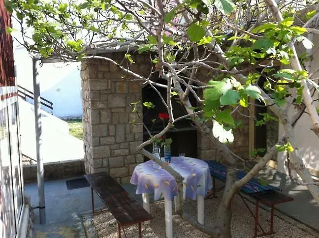 Apartments Luna-Mar Pag Town