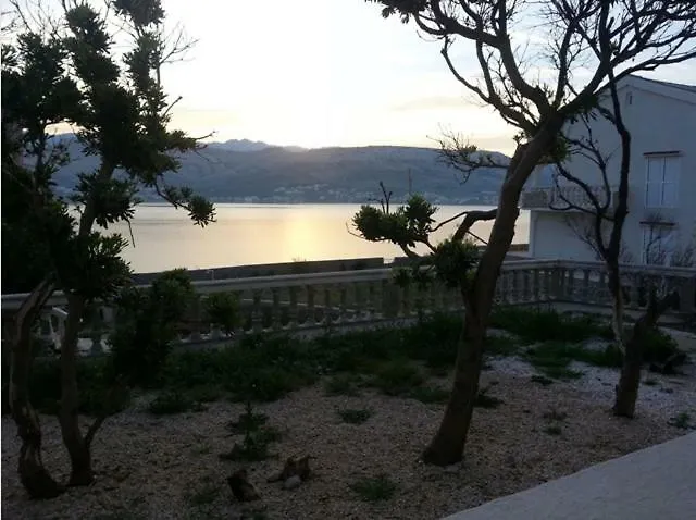 Apartments Luna-Mar Pag Town Croatia