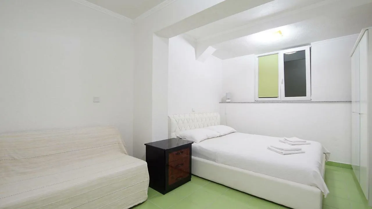 Apartments Luna-Mar Pag Town Croatia