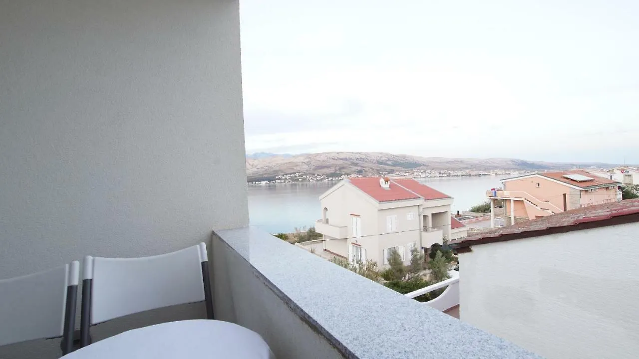 Apartments Luna-Mar Pag Town
