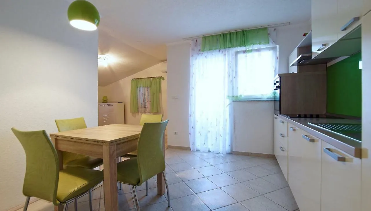 Apartments Luna-Mar Pag Town 0*,  Croatia